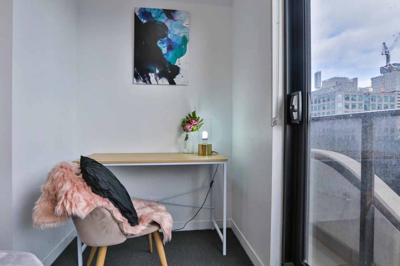 My80 Apartment Located In The Inner Of Melbourne Cbd Luaran gambar